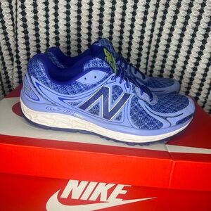 New Balance 720 V3 Comfort Ride Breatheable Low Top Blue W720RB3